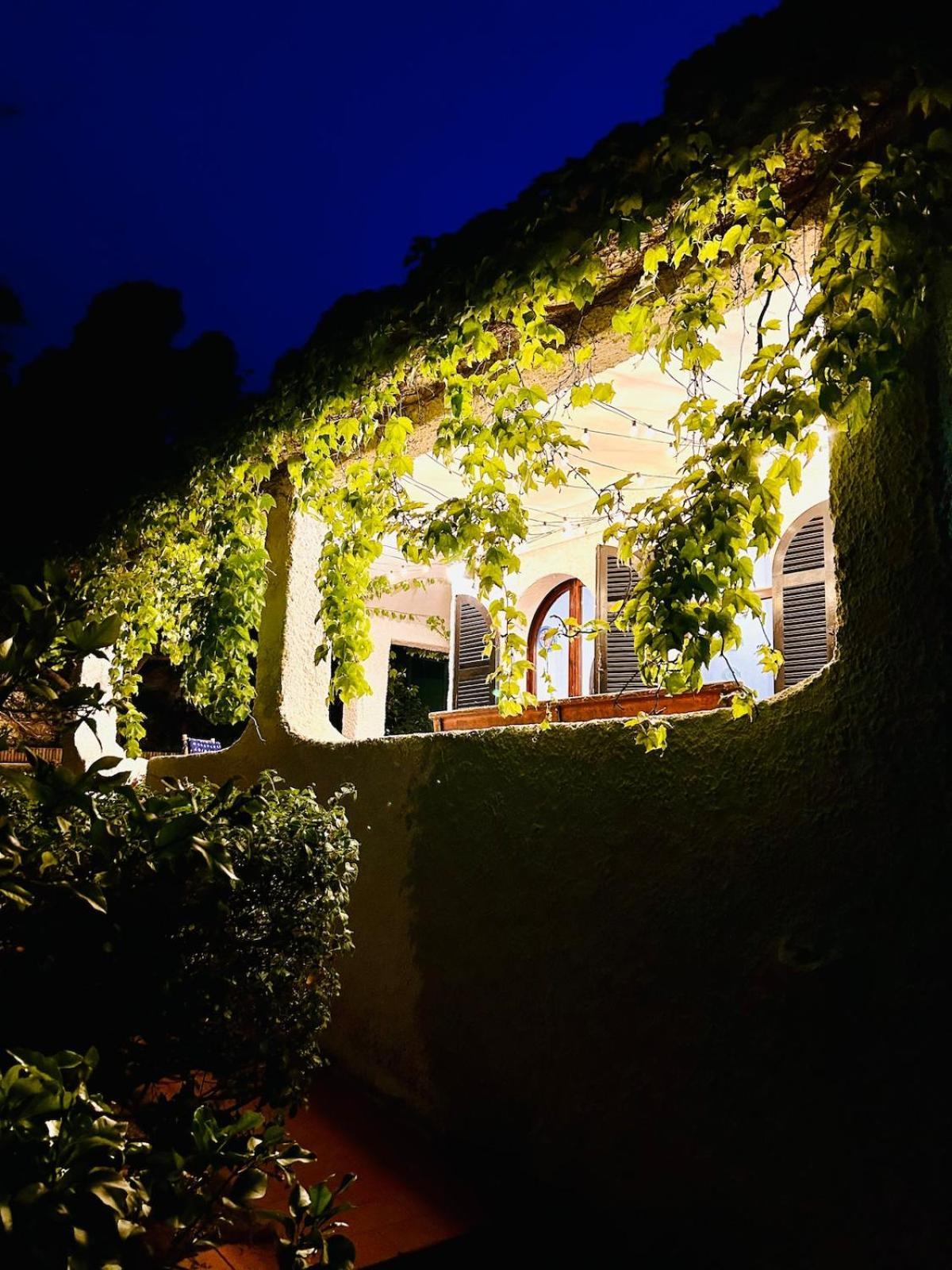 Stella, With Garden, Five Minutes From The Holiday home