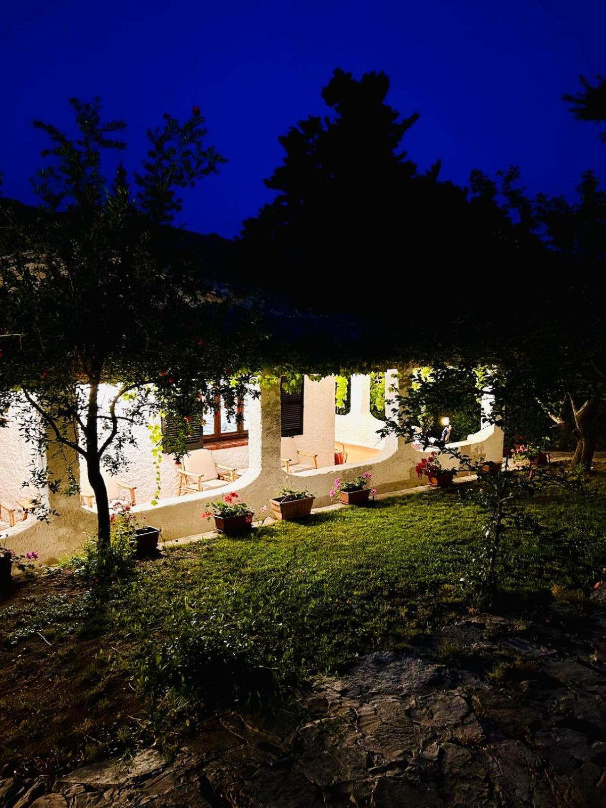 Stella, With Garden, Five Minutes From The *