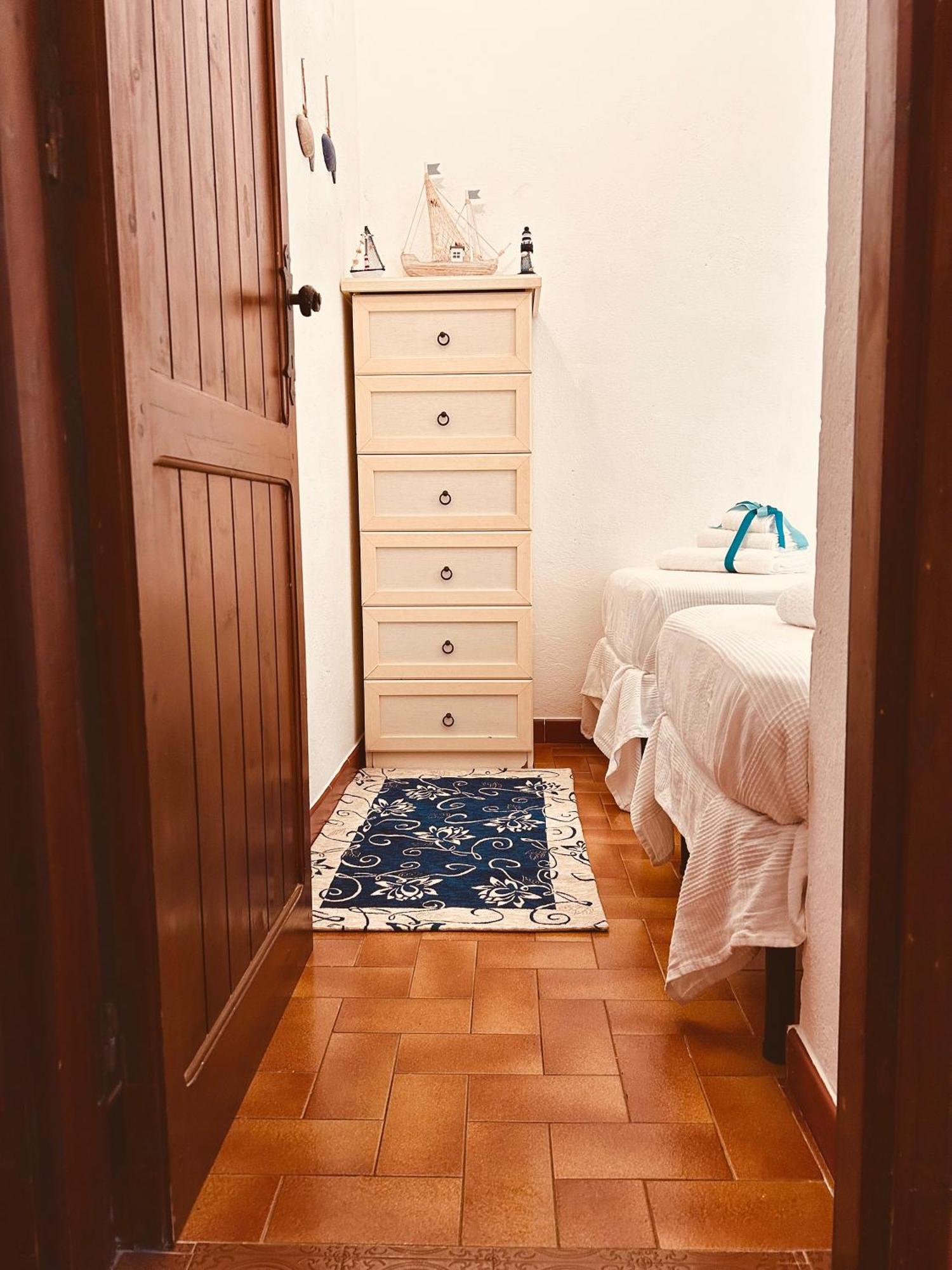 Stella, With Garden, Five Minutes From The Casa de Férias *