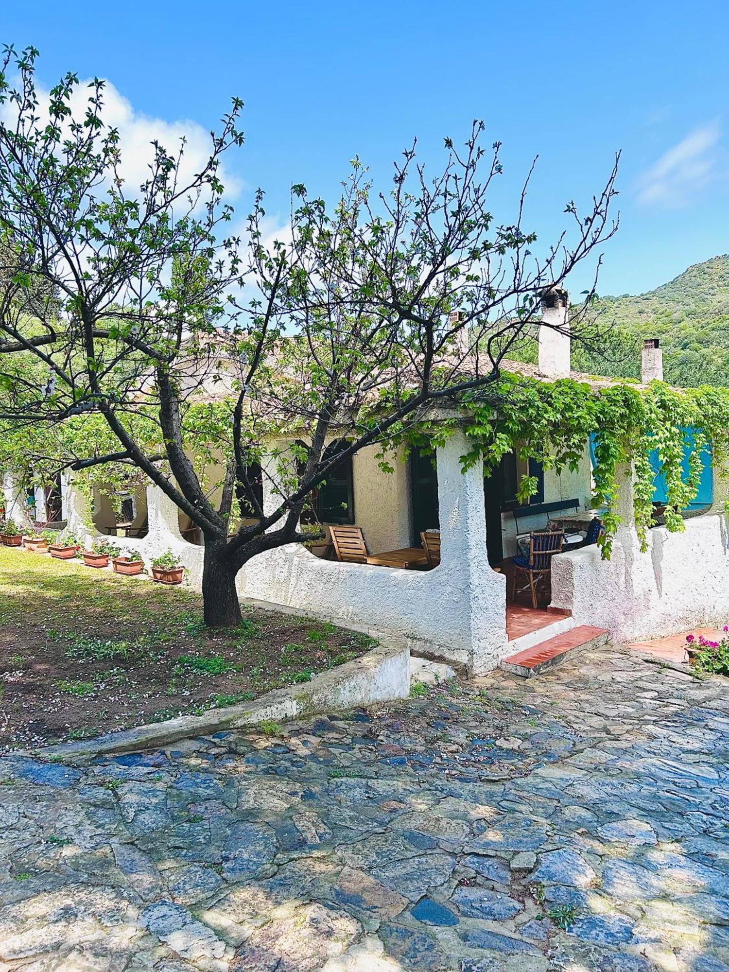 Stella, With Garden, Five Minutes From The Holiday home *